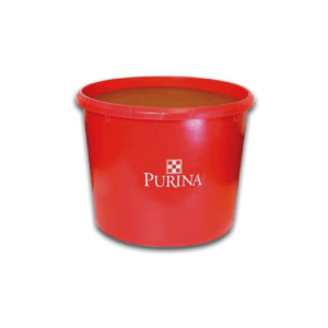 Purina® Wind and Rain® Storm® Mineral Tub